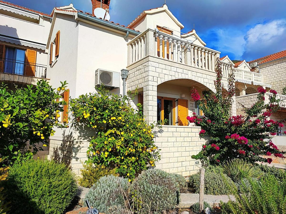 Apartments Benika Bol Ngoại thất bức ảnh